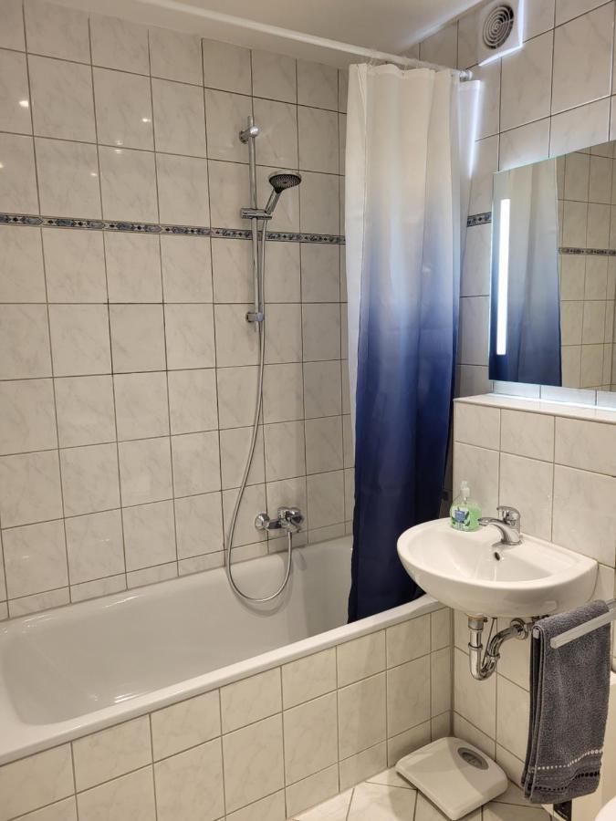 Apartment Naehe Duesseldorf Messe Expo, Airport, Train Station Duisburg Dış mekan fotoğraf